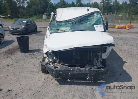 2019 Chevrolet Express 2500 Work Van z USA, uszkodzony, nr VIN 1GCWGAFP9K1150590